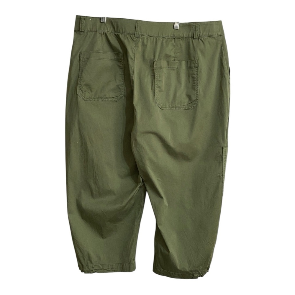 Lane Bryant Olive Green Mid-Rise Cargo Crops - Picture 5 of 8